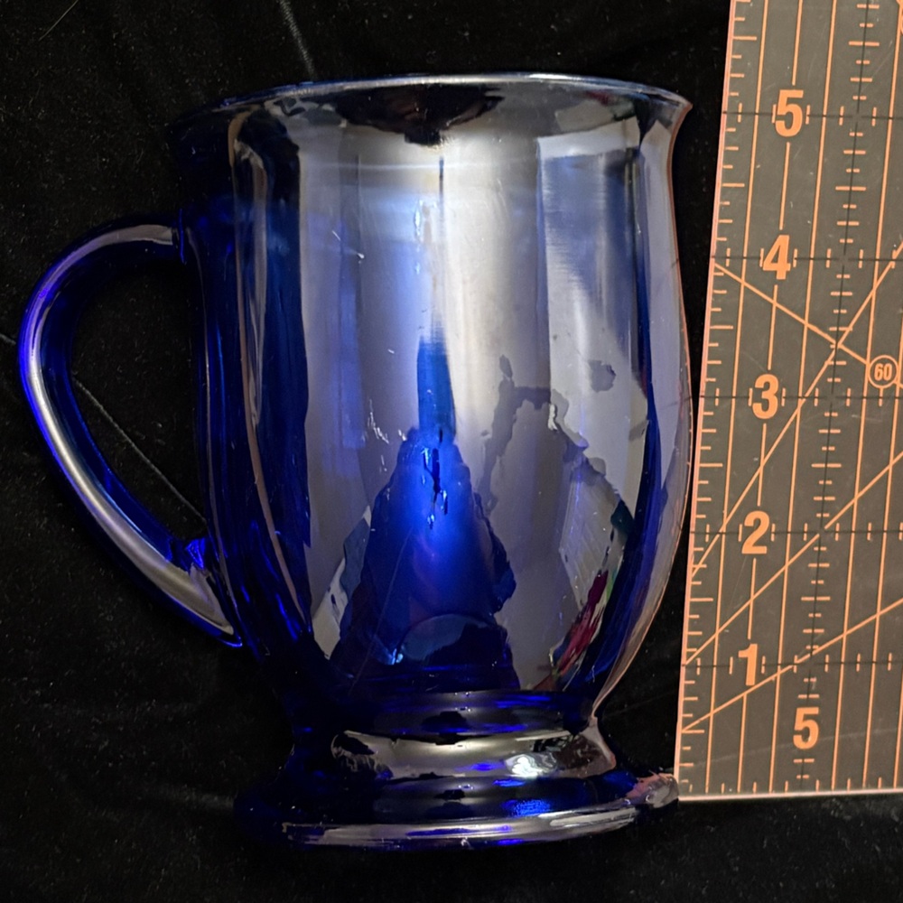 VTG Anchor Hocking Cobalt Blue Glass Pedestal 15oz Coffee Mug w/ Handle 5" Tall - Picture 5 of 6